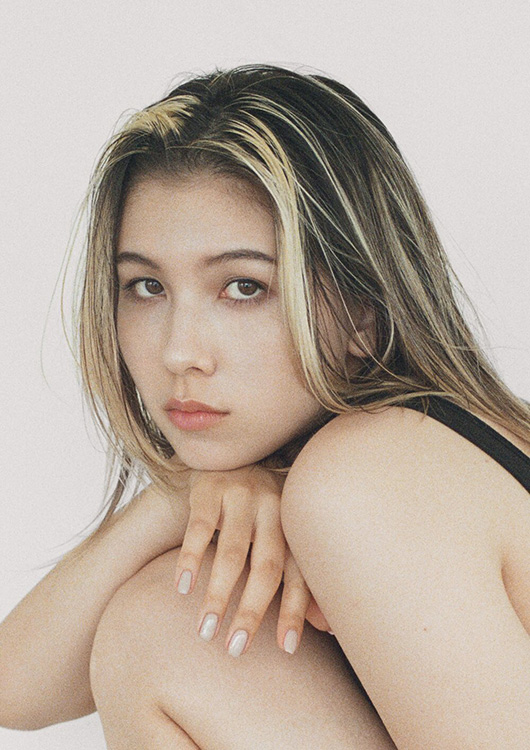 長谷川ミラさん画像