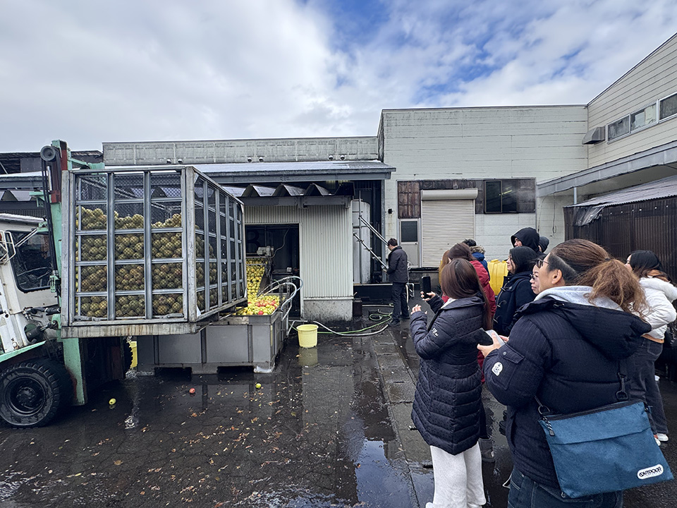 青森県の生産者ツアーの様子